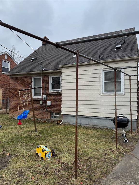 7265 EVERGREEN Avenue, Detroit, MI 48228 — Photo 2