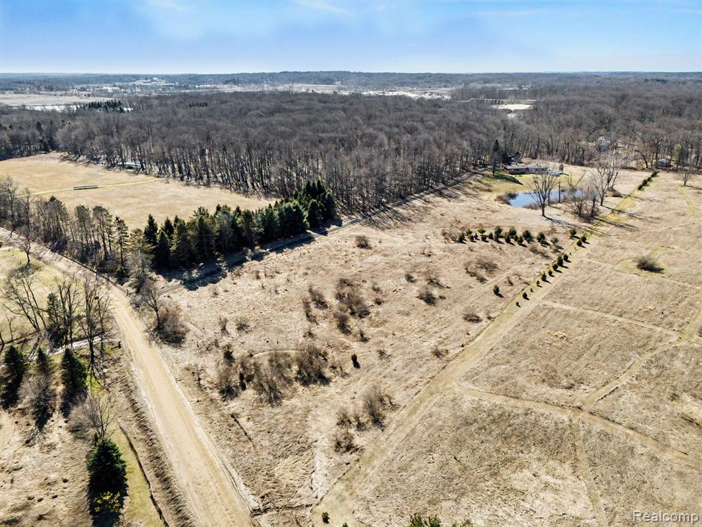 6951 Fish Lake Road, Holly, MI 48442 — Photo 8