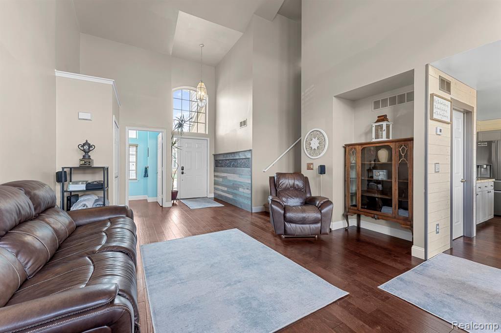 23804 McCORT Drive, Unit 6, Flat Rock, MI 48134 — Photo 3