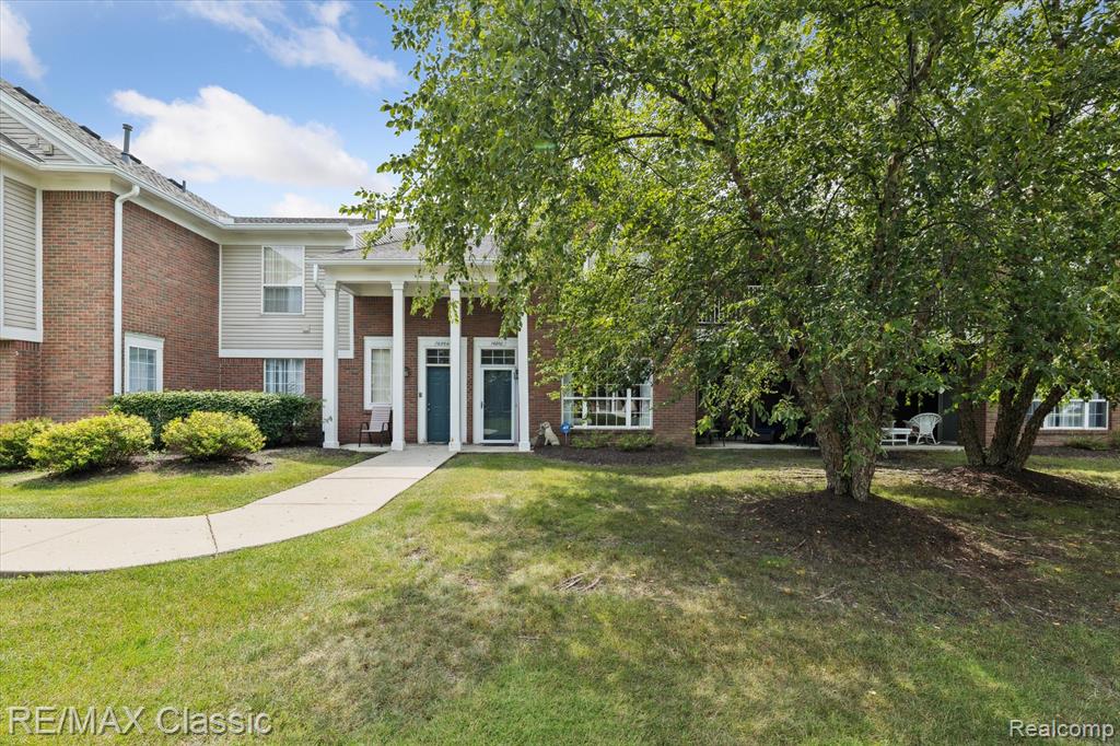 16808 Dover Drive, Northville, MI 48168 — Photo 3