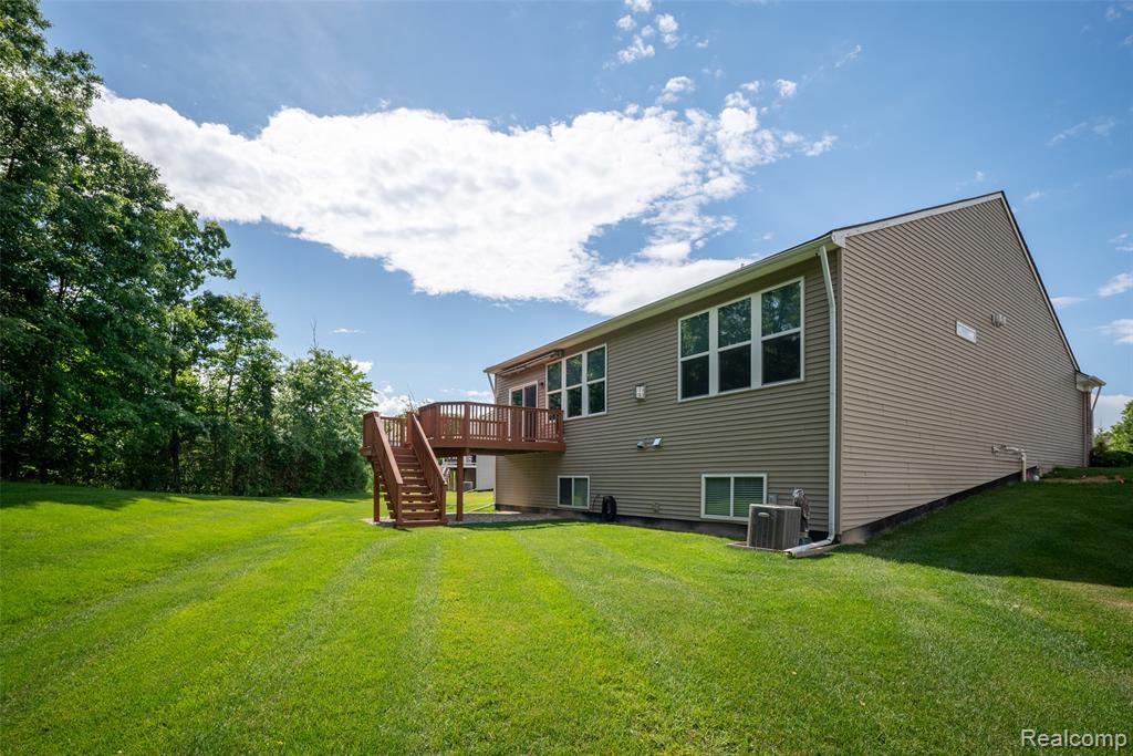 292 Bryce Court, Howell, MI 48843 — Photo 5