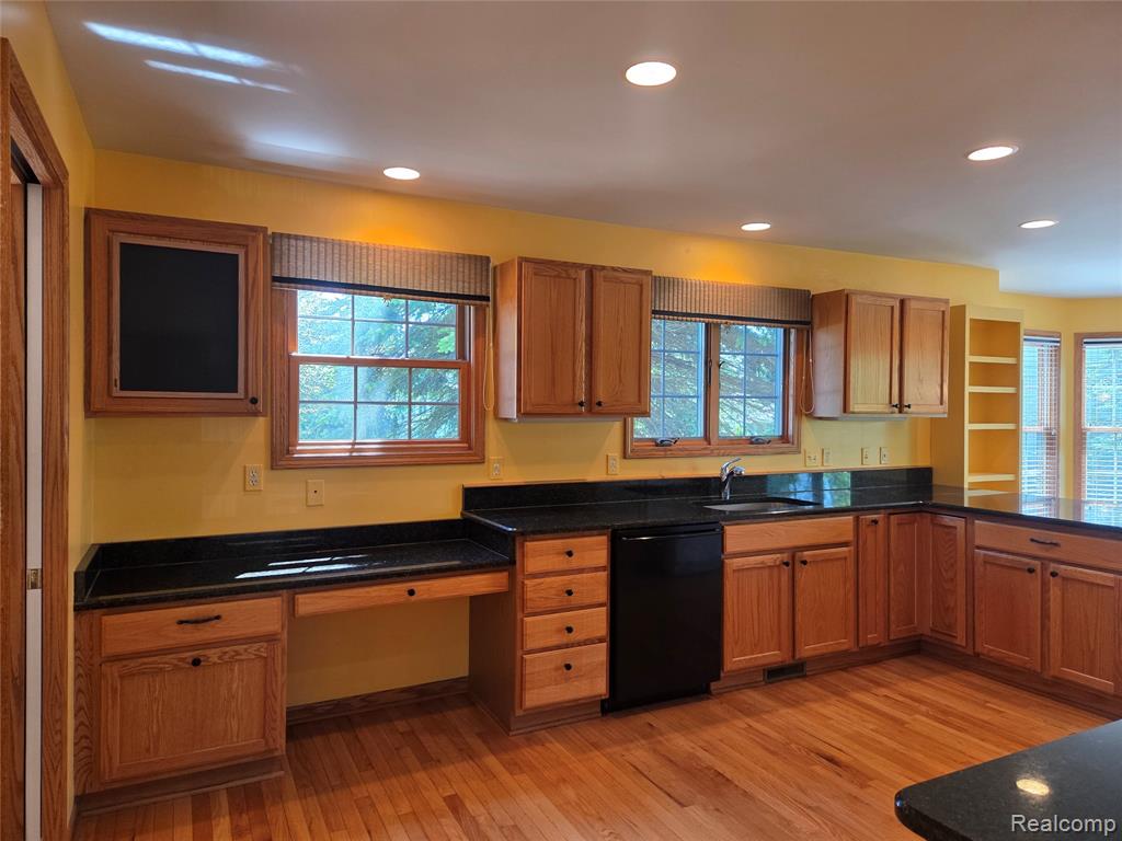 6102 Doveplum Drive, Brighton, MI 48116 — Photo 5
