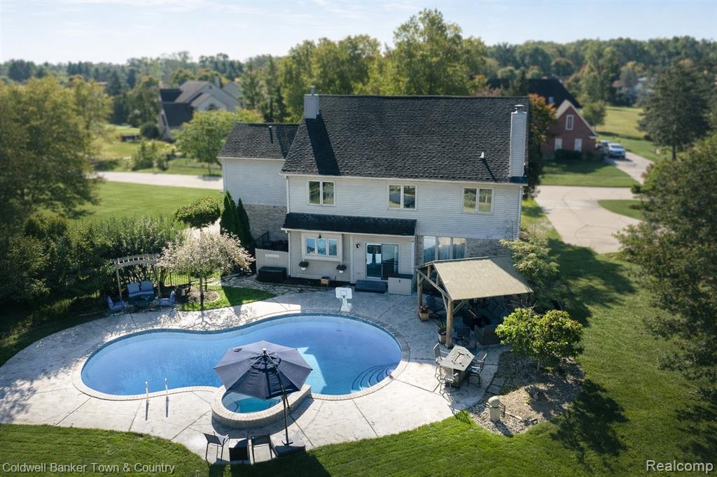 47740 Royal Pointe Drive, Canton, MI 48187 — Photo 3