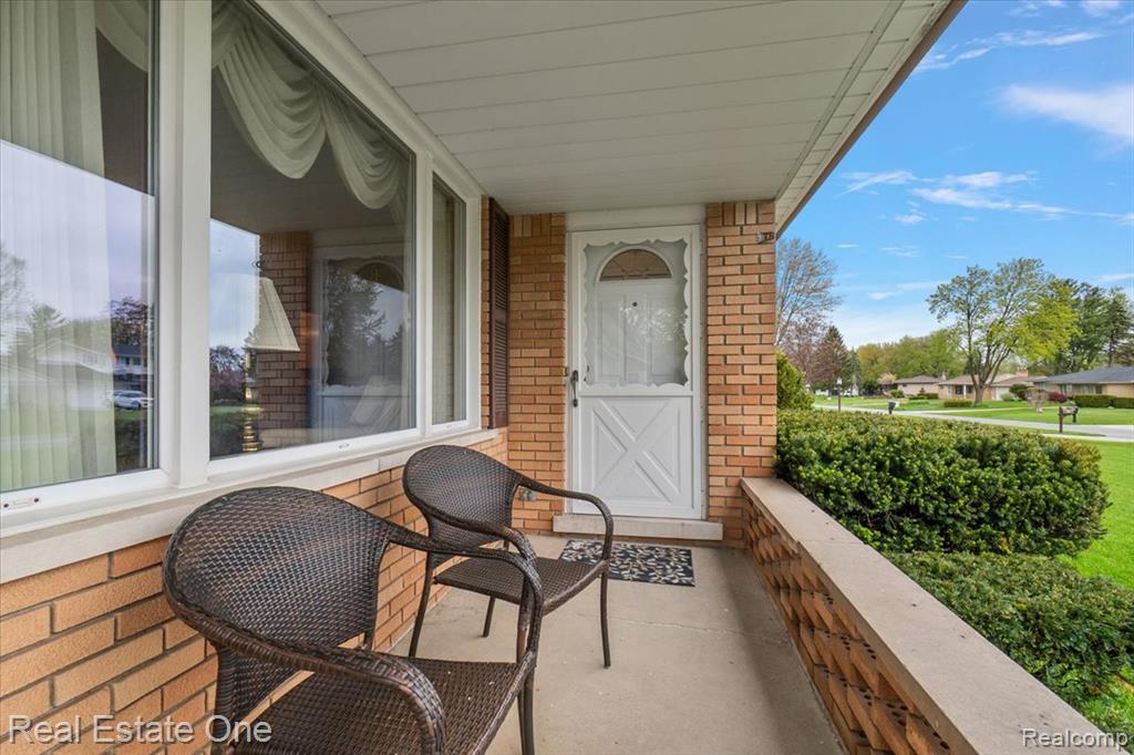 53223 Starlite Drive, Shelby Twp, MI 48316 — Photo 3