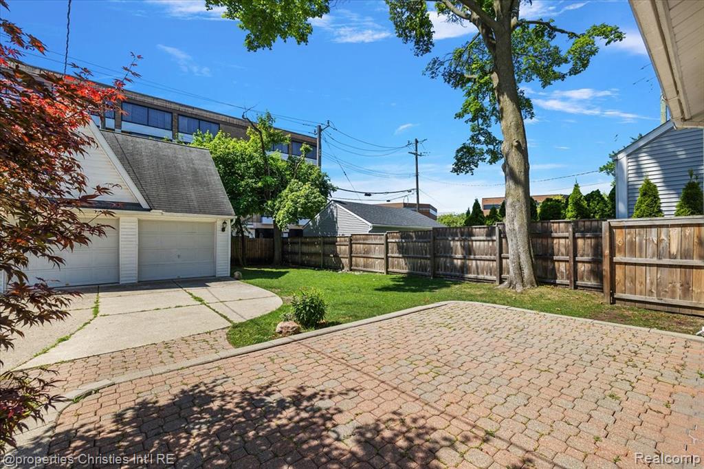 524 Oakland Avenue, Birmingham, MI 48009 — Photo 4