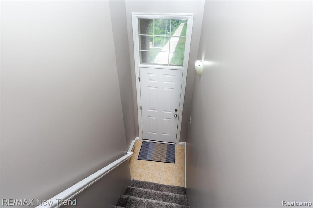 45929 GRAYSTONE Lane, Canton, MI 48187 — Photo 4