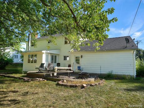 2496 Ketzler Dr, Flint, MI 48507 — Photo 3