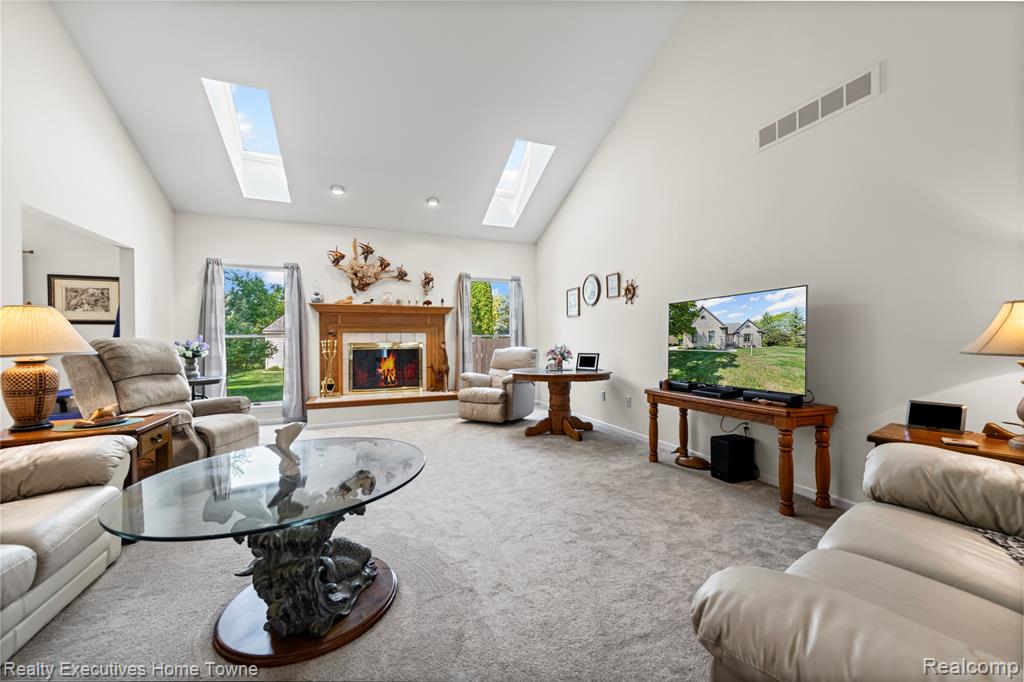 1070 Highland Drive, St. Clair, MI 48079 — Photo 3