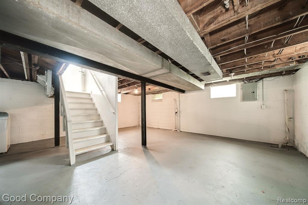 9101 HARTWELL Street, Detroit, MI 48228 — Photo 17