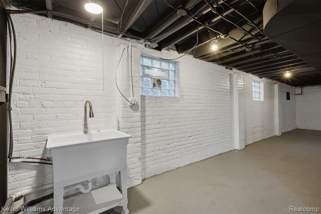 6922 Edward Street, Detroit, MI 48210 — Photo 24