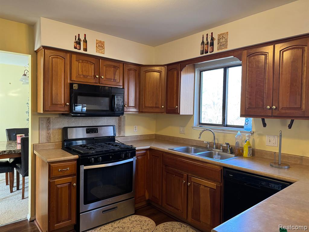 5660 ROTHBURY, Ypsilanti, MI 48197 — Photo 6