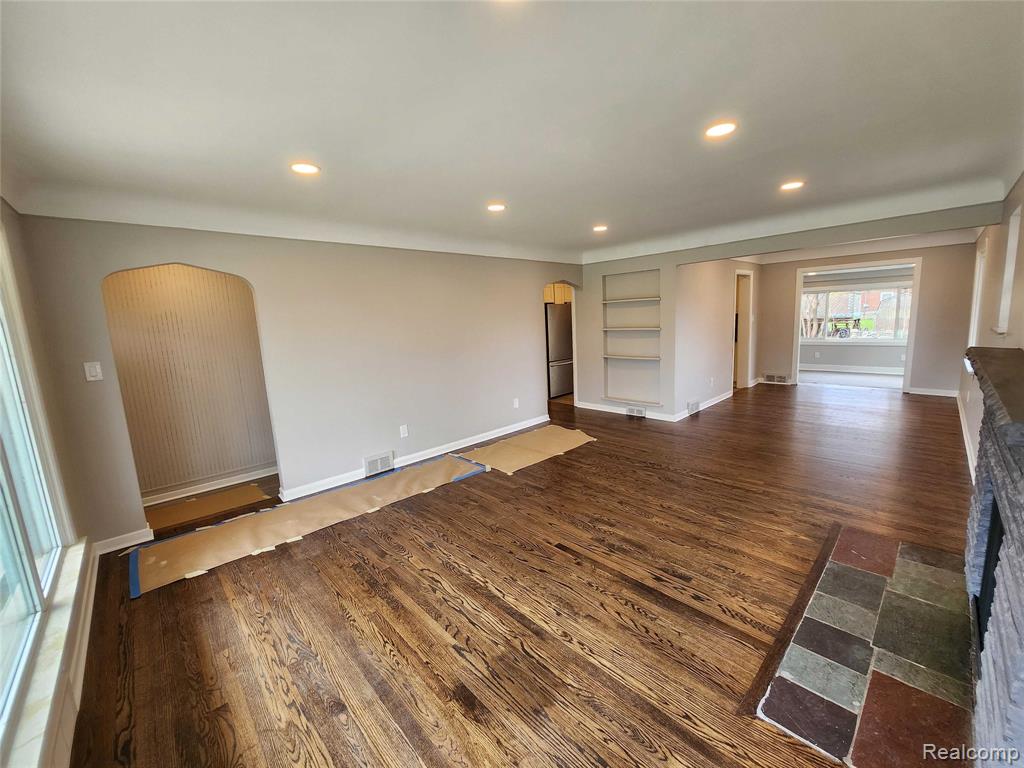 15705 Juliana Avenue, Eastpointe, MI 48021 — Photo 6