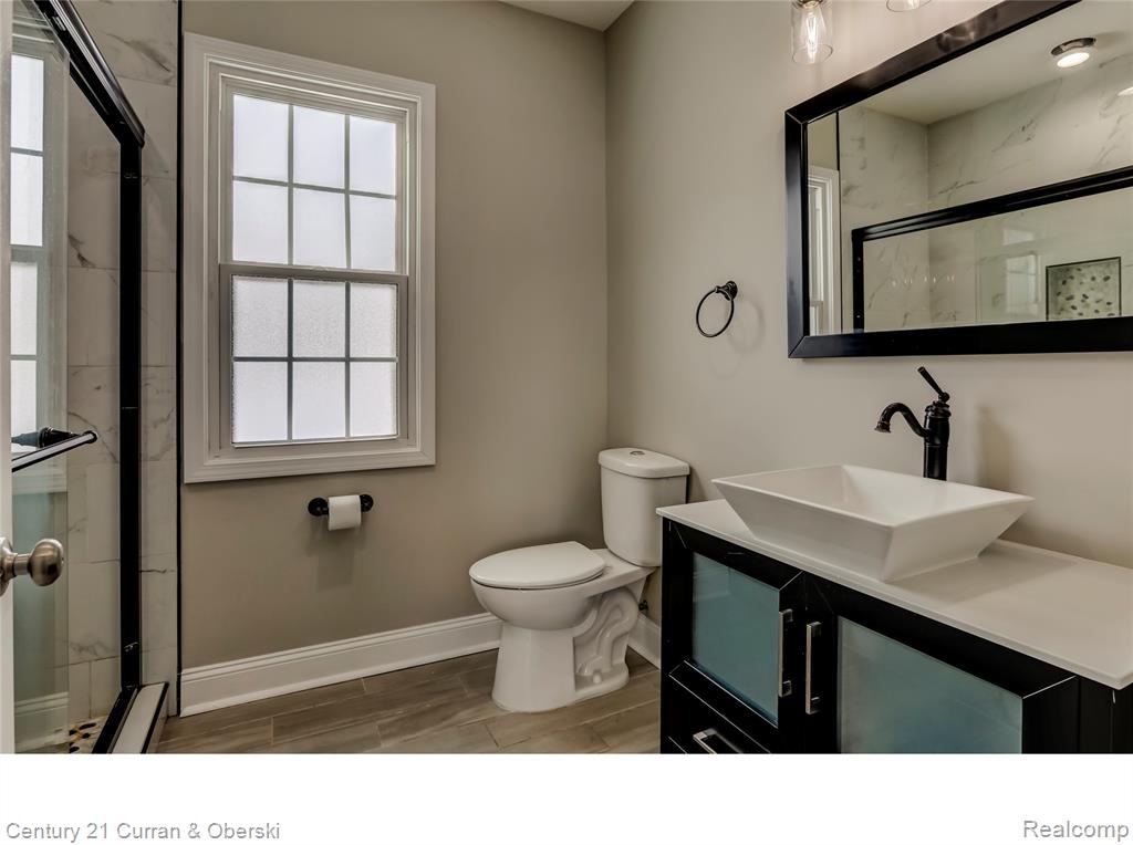641 Josephine Street, Detroit, MI 48202 — Photo 10