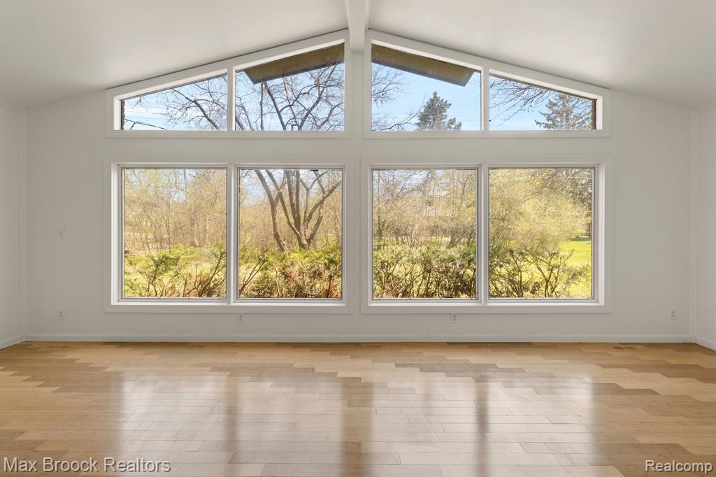 6207 NICHOLAS Drive, West Bloomfield, MI — Photo 23