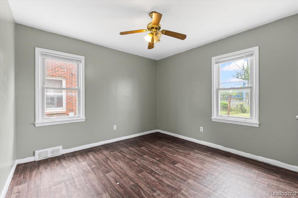 6905 Archdale Street, Dearborn, MI 48228 — Photo 16