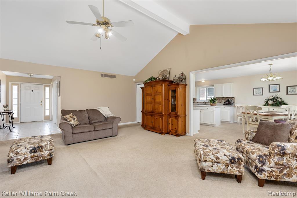 49240 Shenandoah Drive, Macomb, MI 48044 — Photo 18