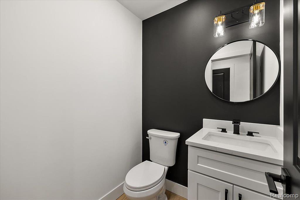 61561 N RIDGE Trail, Washington, MI — Photo 30