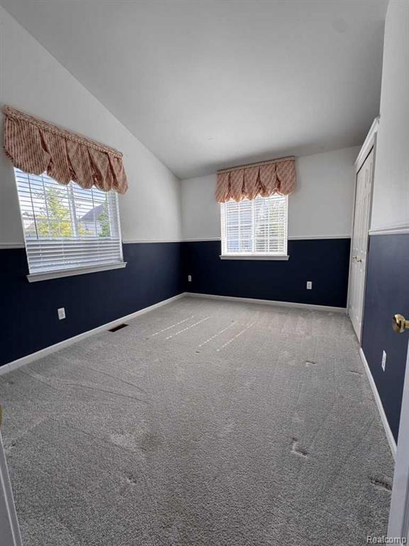 124 Champlain Boulevard, Howell, MI 48843 — Photo 19