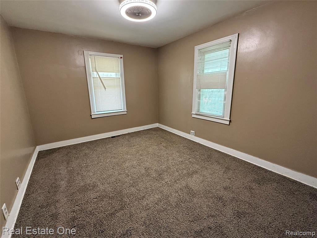 5751 DREXEL Street, Dearborn Heights, MI 48127 — Photo 6