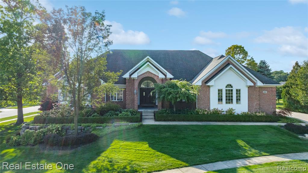 1937 Carsons Cove, Commerce Twp, MI 48390