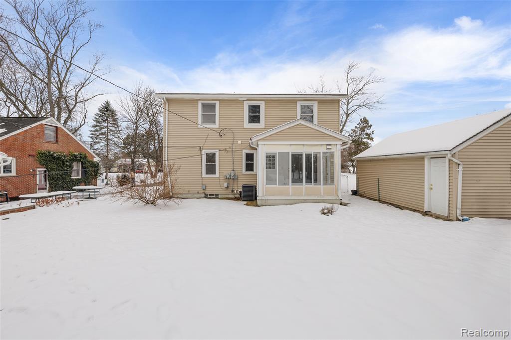 7618 Sylvan Street, Shelby Twp, MI 48317 — Photo 9