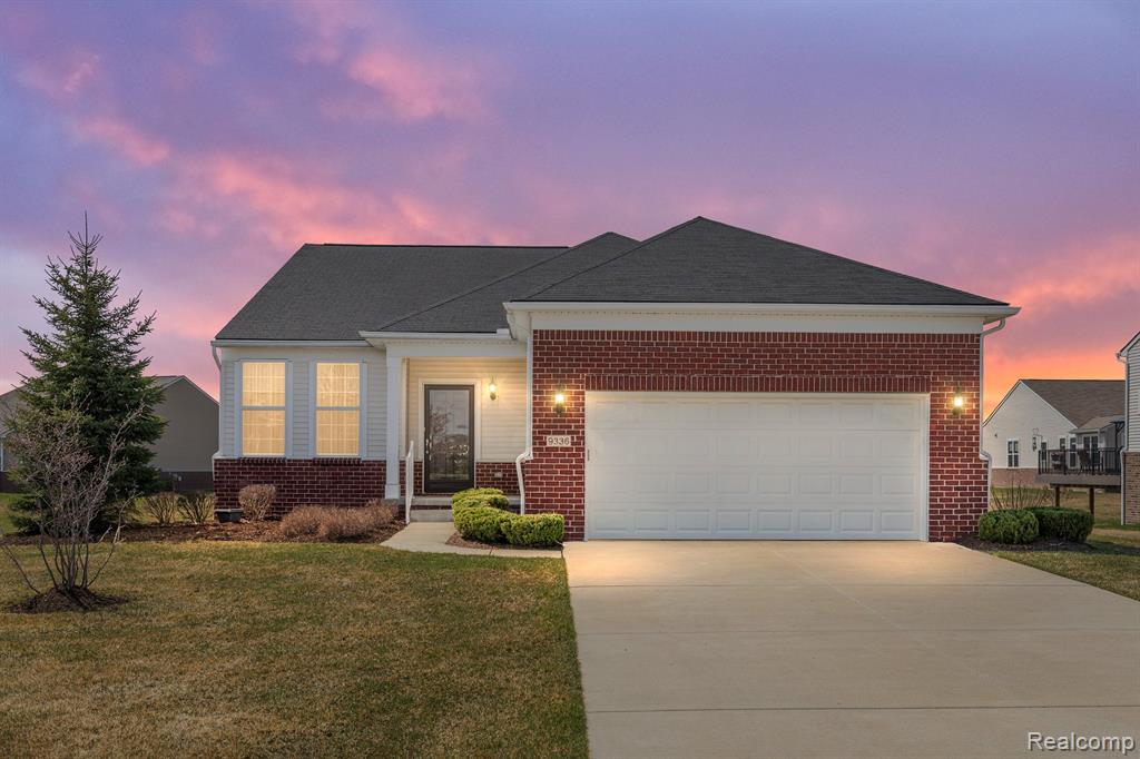 9336 SAINT ANDREWS Drive, Grand Blanc, MI 48439 — front exterior