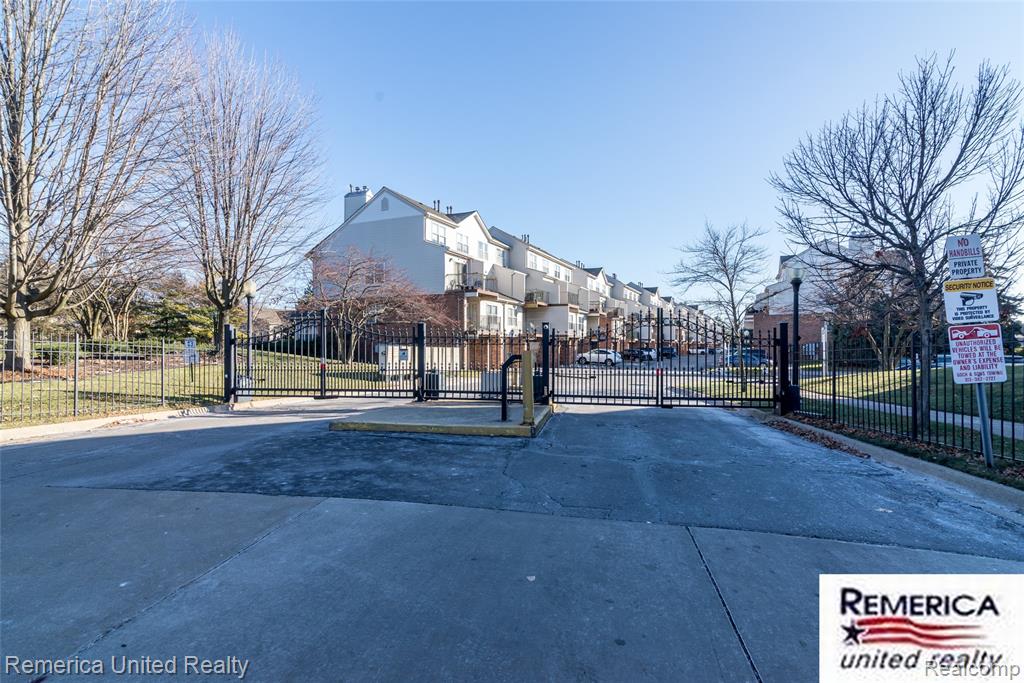 1762 Campau Farms Circle, Detroit, MI 48207 — Photo 16