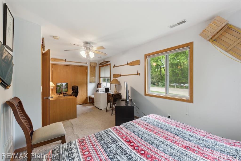 11520 WEIMAN Drive, Pinckney, MI 48169 — Photo 14