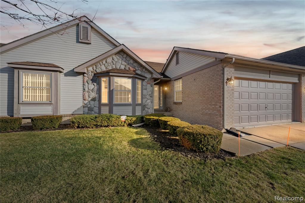 42430 Park Ridge Way, Clinton Twp, MI 48038 — Photo 2