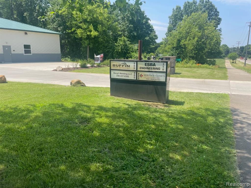 592 E Lakeville Road, Oxford, MI 48371 — Photo 4