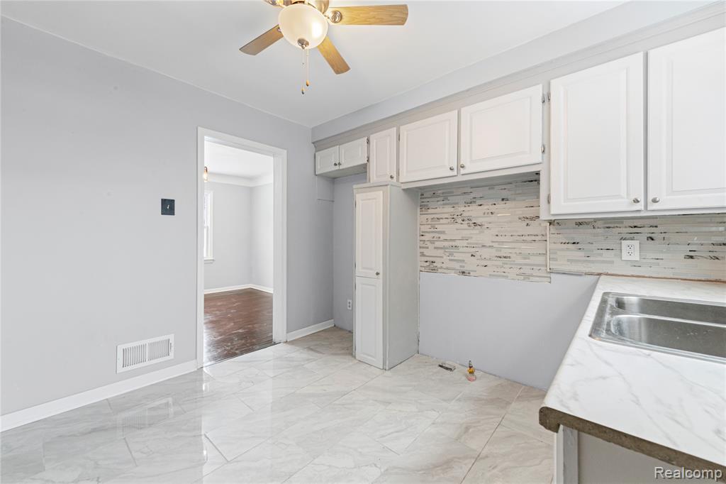 18438 Mendota Street, Detroit, MI 48221 — Photo 13
