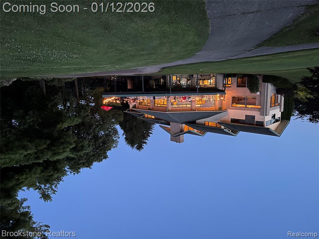 2500 WHISPERING PINES Drive, Pinckney, MI 48169