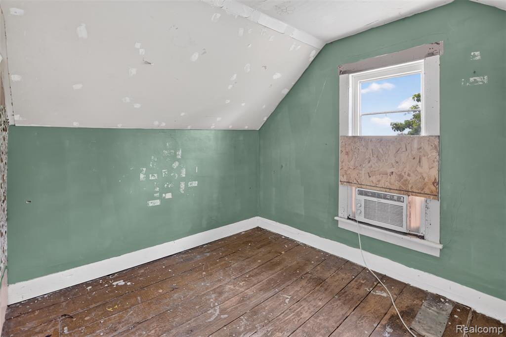 6007 Leix Road, Mayville Vlg, MI 48744 — Photo 11