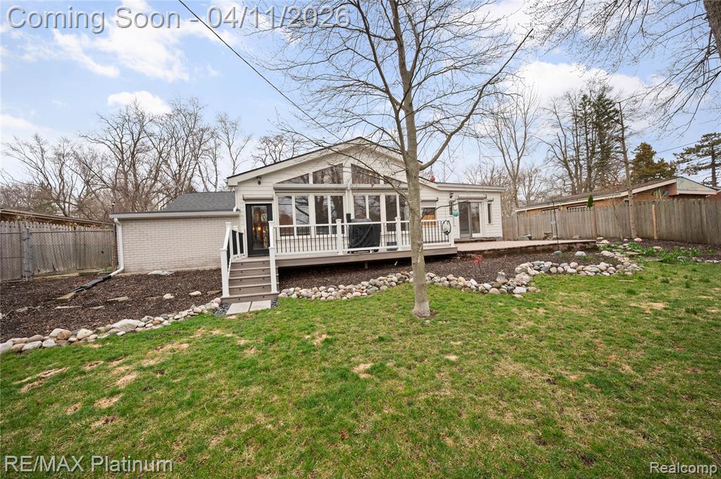 2454 N Middlebelt Road N, West Bloomfield, MI 48324 — Photo 4