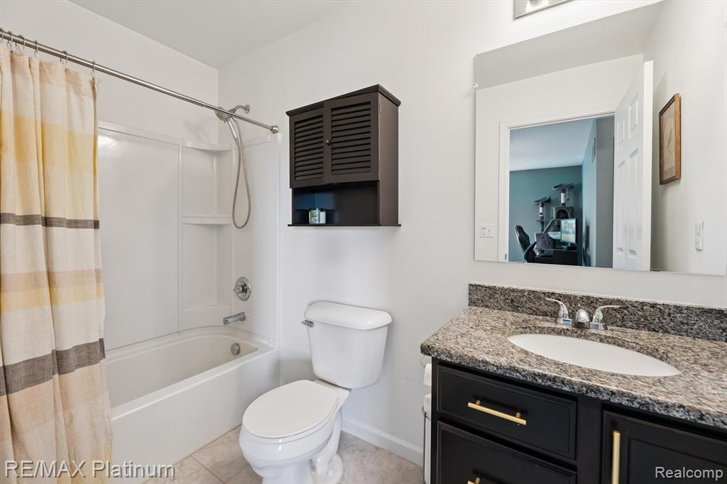 8682 Magnolia Way, Dexter, MI 48130 — Photo 25