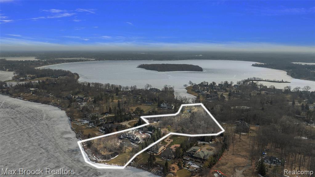 4740 Dow Ridge Road, Orchard Lake Village, MI, 48324