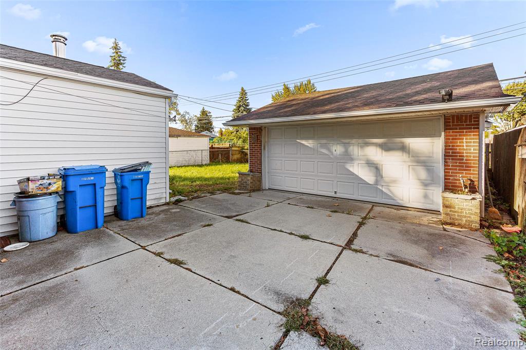 5743 Plainfield Street, Dearborn Heights, MI 48127 — Photo 5