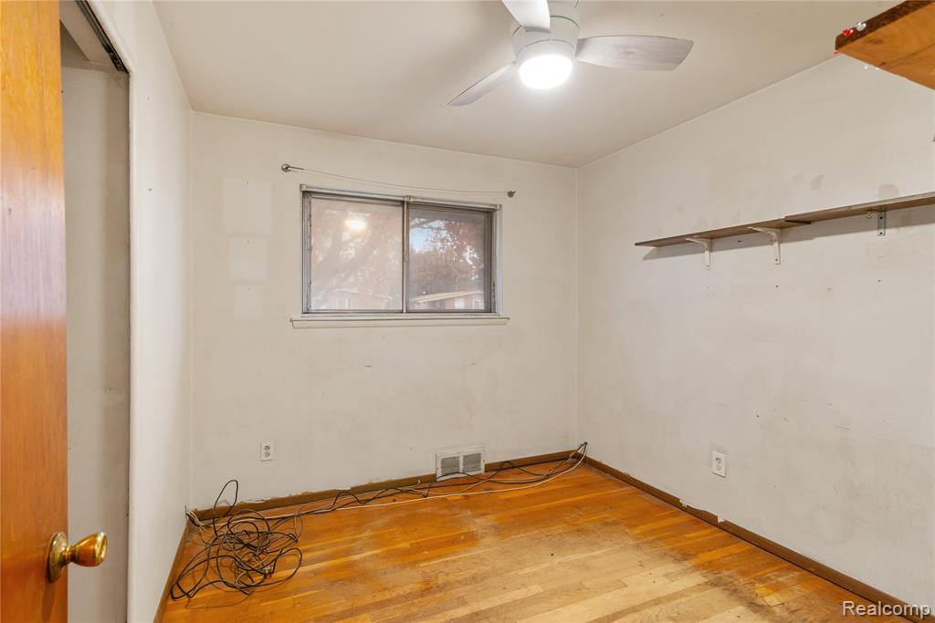 471 S Wildwood Street, Westland, MI 48186 — Photo 6