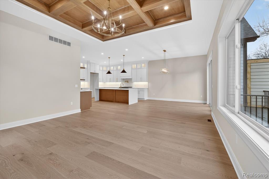 546 Maplehill Road, Rochester Hills, MI 48306 — Photo 18