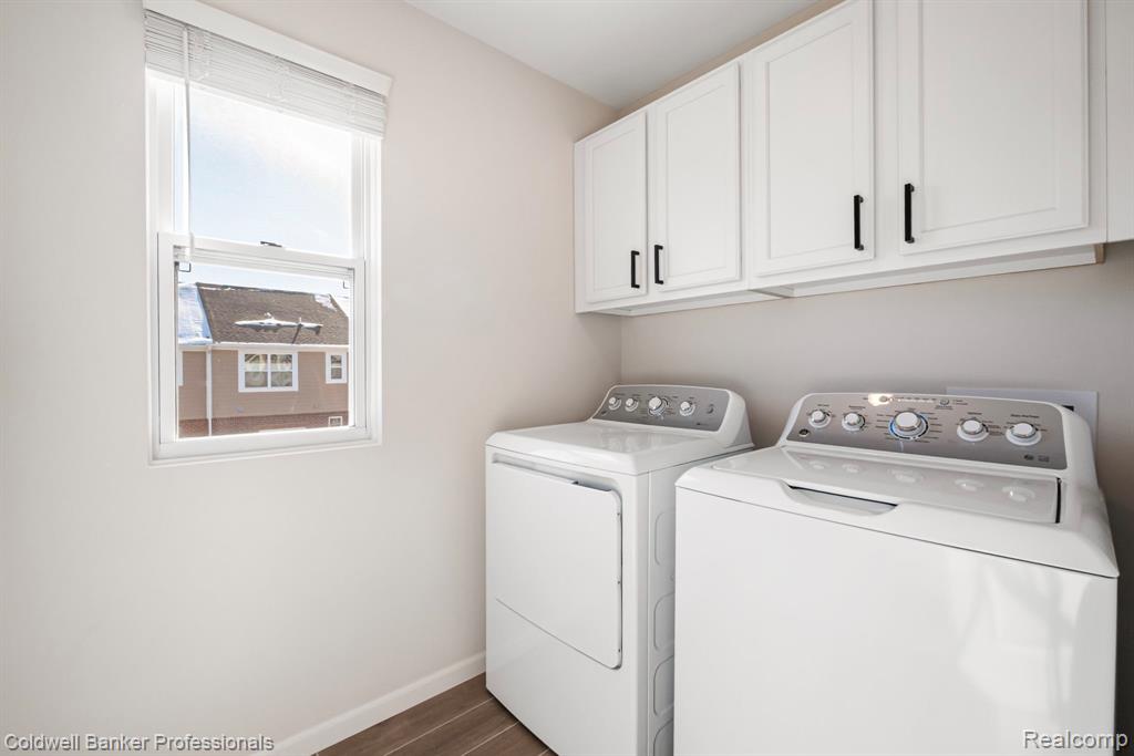 47749 Alden Terrace N, Northville, MI 48168 — Photo 38