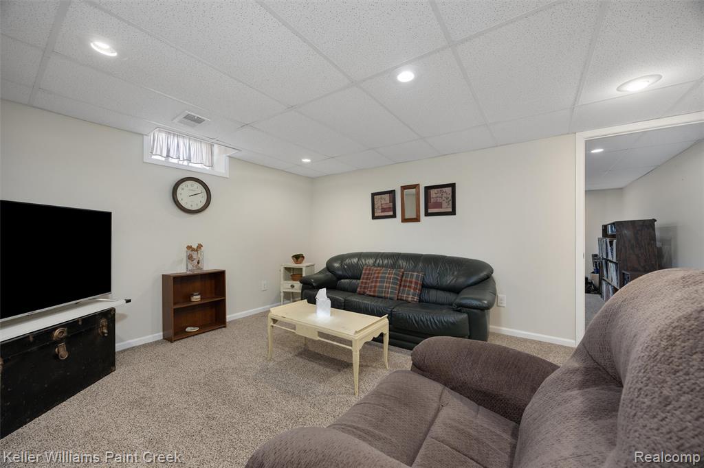 7358 Porter Road, Grand Blanc, MI 48439 — Photo 27
