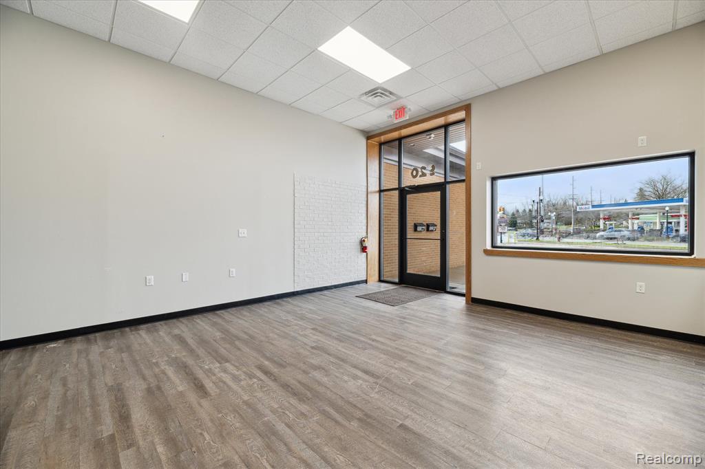920 E GRAND RIVER Avenue, Howell, MI 48843 — Photo 10
