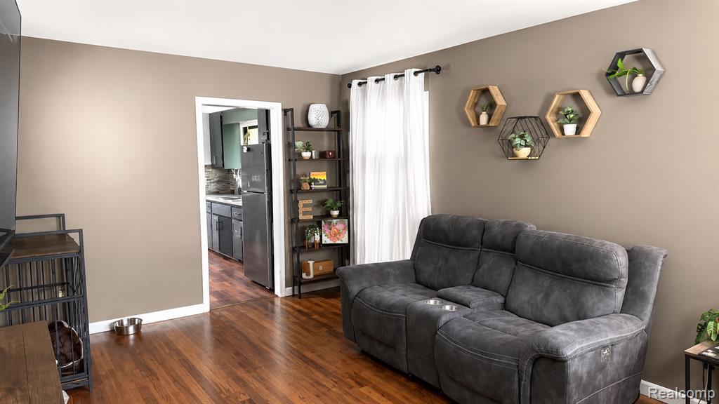 714 E Beverly Avenue, Pontiac, MI 48340 — Photo 7