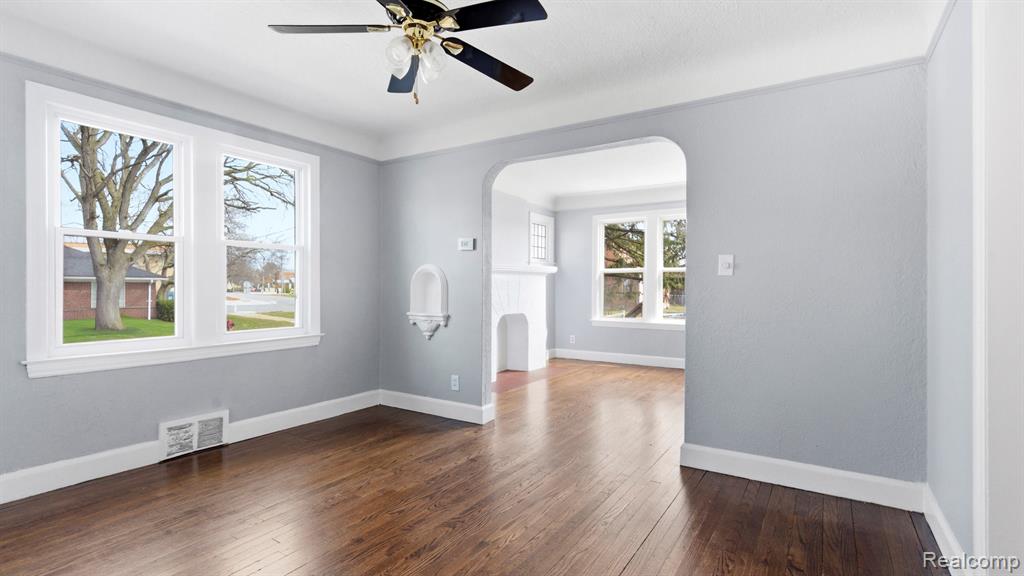 2858 Fort Park Boulevard, Lincoln Park, MI 48146 — Photo 6