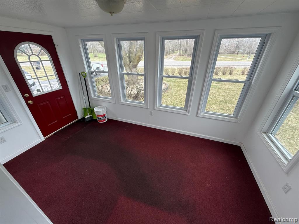 2329 Seymour Road, Swartz Creek, MI 48473 — Photo 2