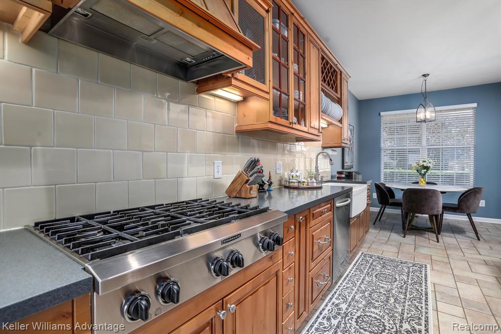 5164 Mesa Drive, Shelby Twp, MI 48316 — Photo 13
