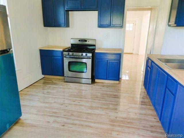 5469 Seneca Street, Detroit, MI 48213 — Photo 10
