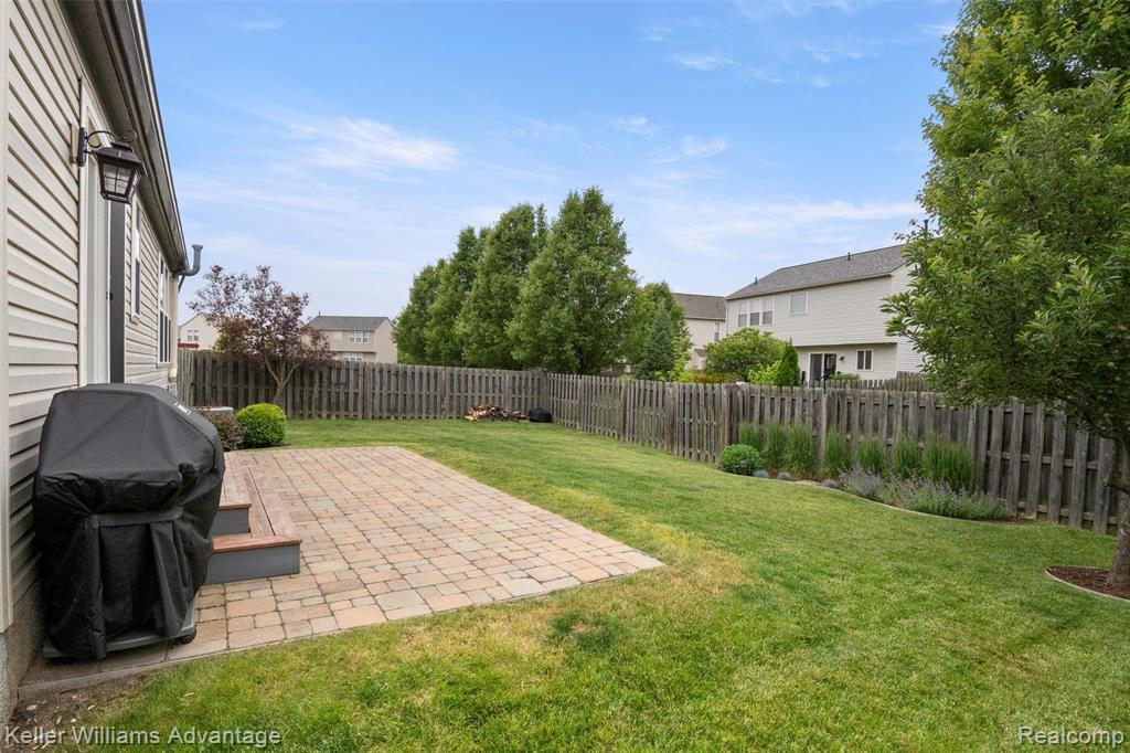 7501 Carlton Drive, Ypsilanti, MI 48197 — Photo 31