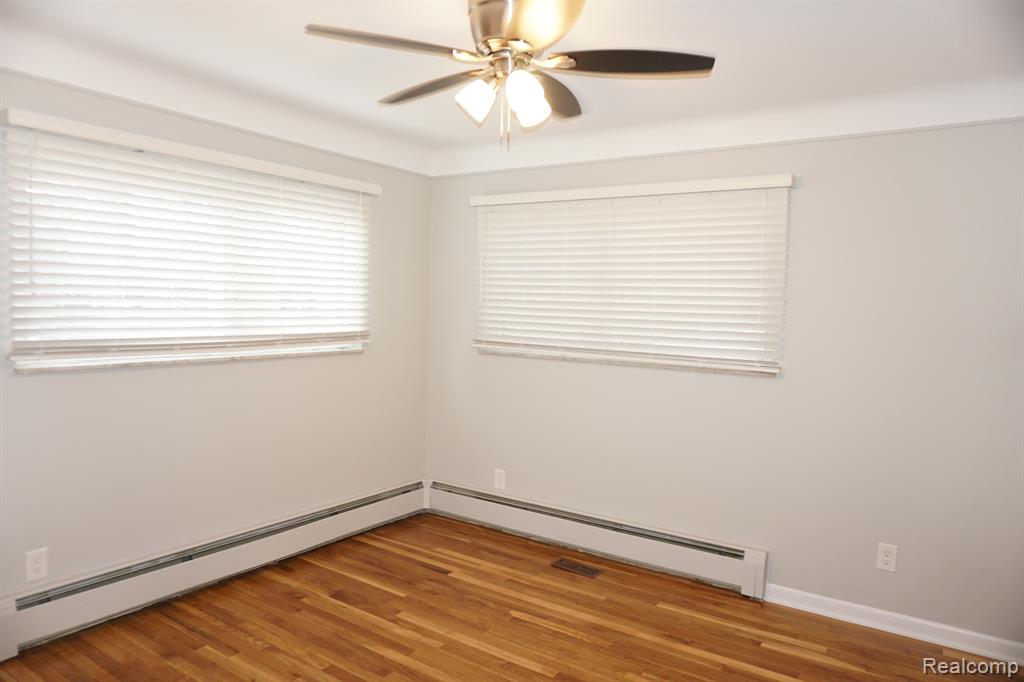 60938 LAKE EDGE, Washington, MI — Photo 15