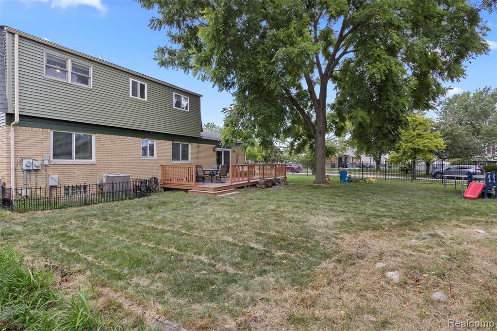 625 Kings Way, Canton, MI 48188 — Photo 33